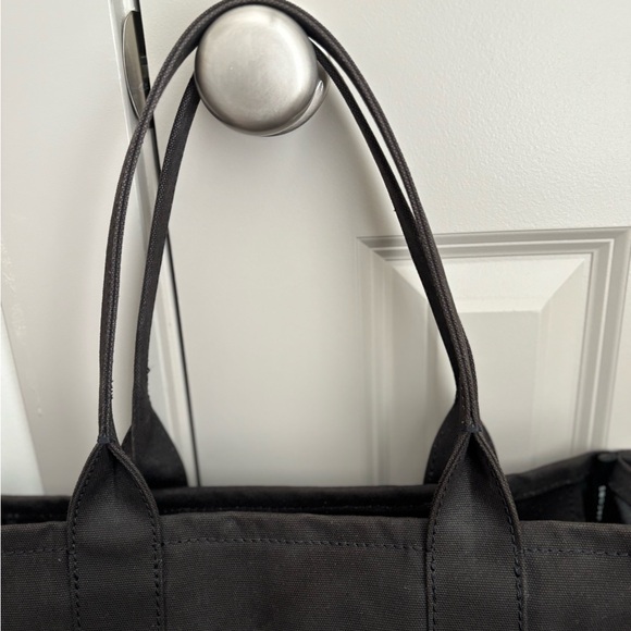 Marc Jacobs Black and White Canvas Tote Bag - Picture 3 of 10